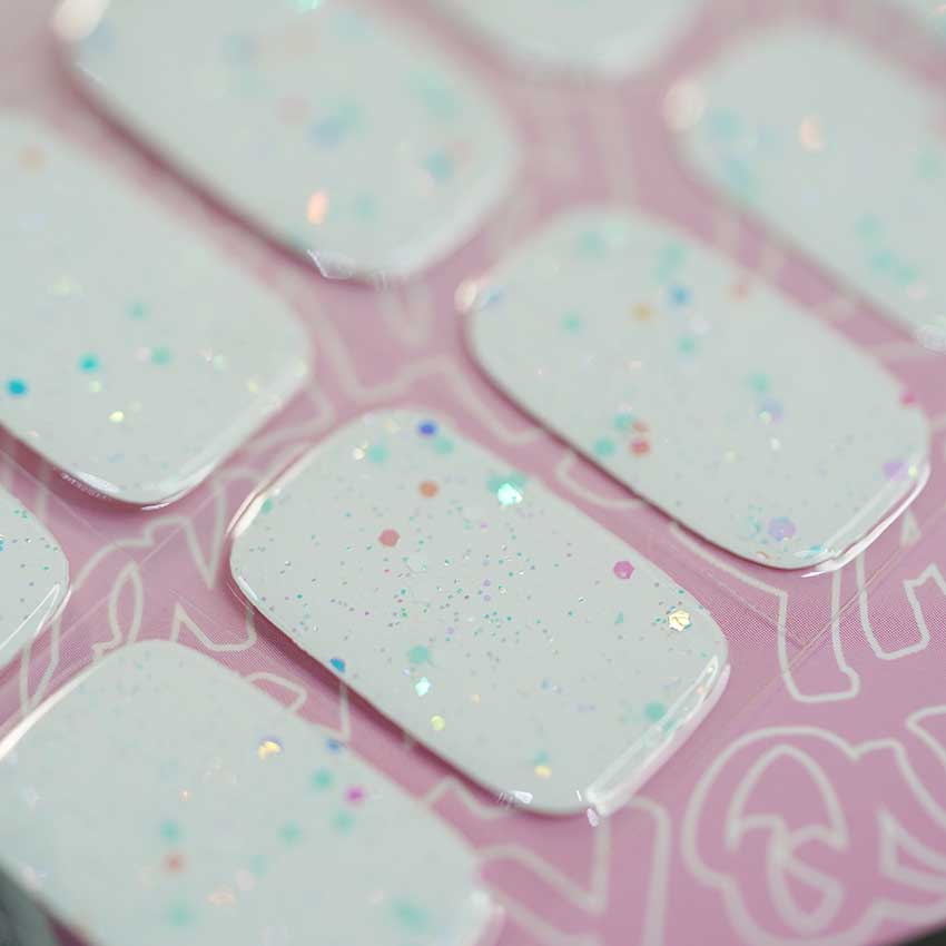 MENTALLY AT THE BEACH - Gel Nail Stickers - Nail Wraps โ Sticky Claws